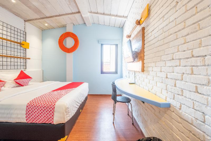 חדר דלוקס, Reddoorz Plus @ Doorman Guest House