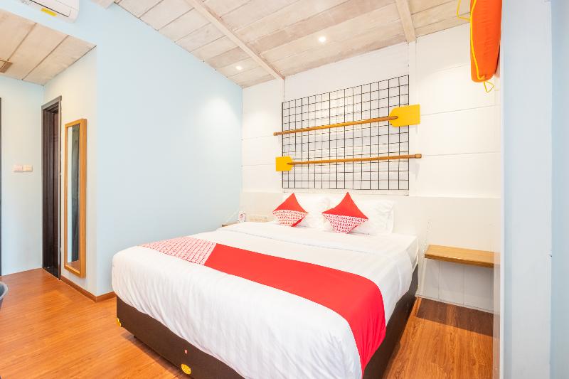 חדר דלוקס, Reddoorz Plus @ Doorman Guest House