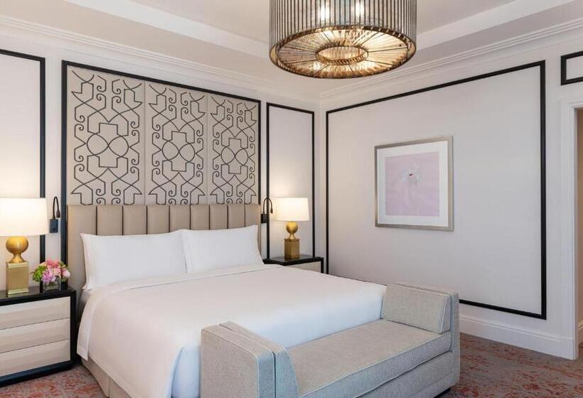 جناح سرير كينج, The St. Regis Amman