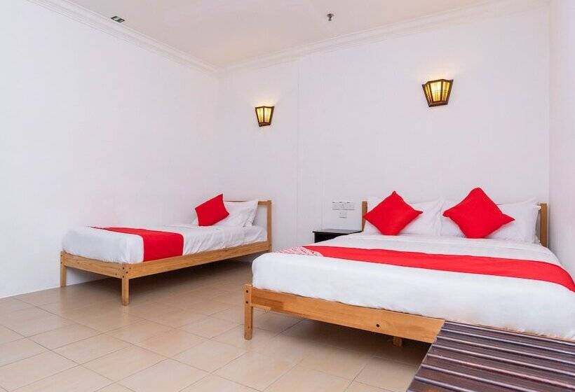 غرفة ديلوكس ثلاثية, Neo Pegasus Hotel By Oyo Rooms