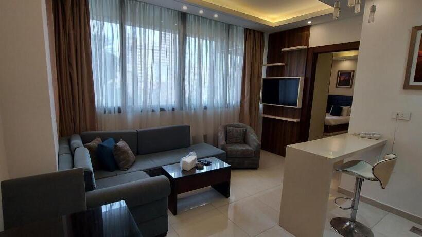 سوییت اجرایی, Palm Ville Suites