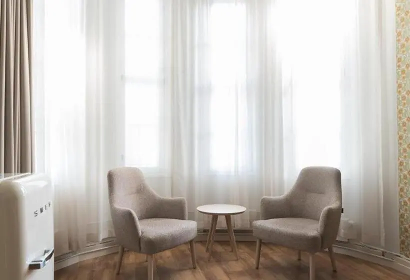 اتاق لوکس, Boutique Hotel Lähde