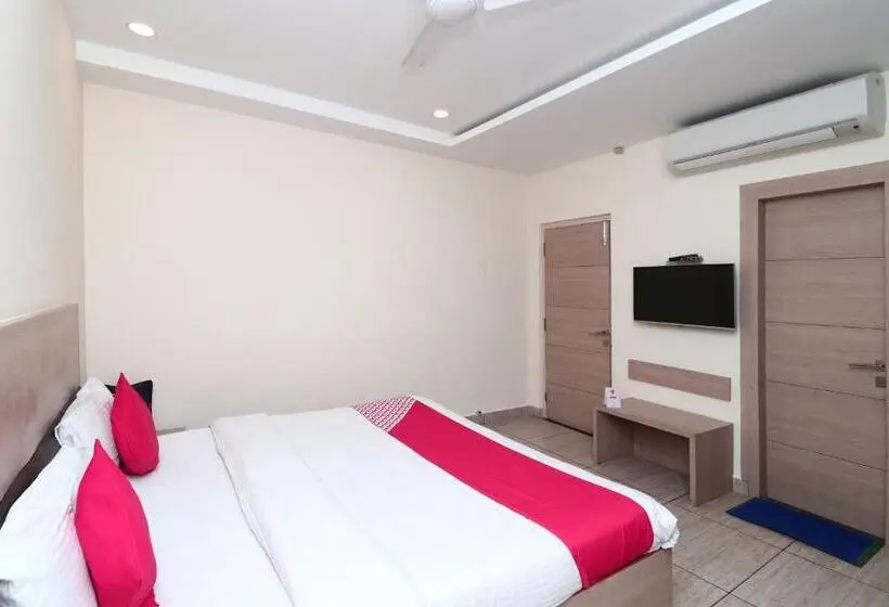 Deluxe-huone, O City Square