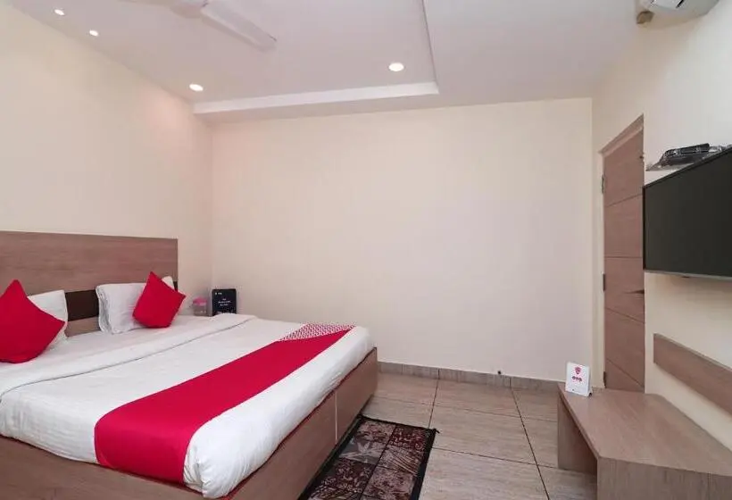 Deluxe-huone, O City Square