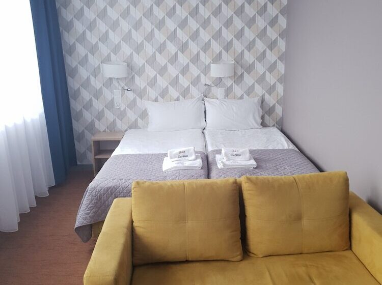 Семейный Номер, Carina