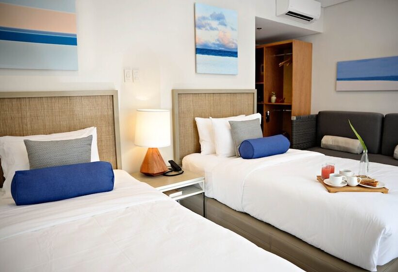 اتاق لوکس, Huni Lio