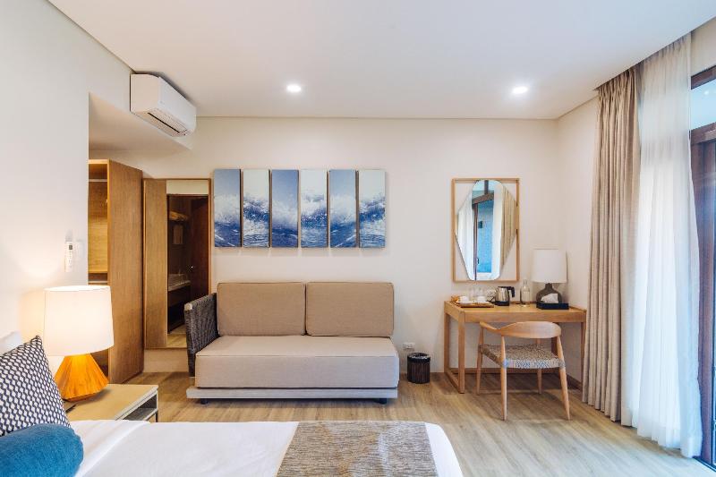 اتاق لوکس با چشمانداز استخر, Huni Lio