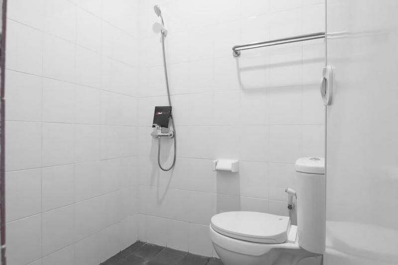 豪华房间, Reddoorz Near Itc Mangga Dua