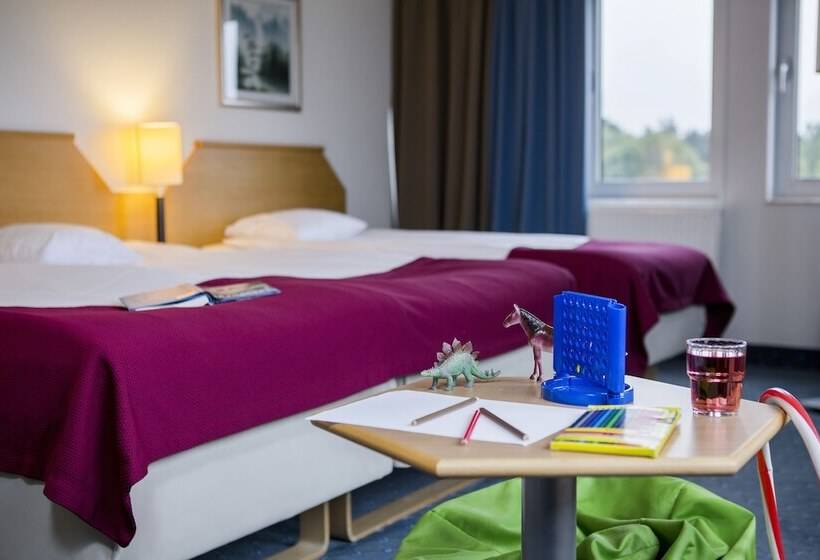 غرفة قياسية ثلاثية, 2home Stockholm South