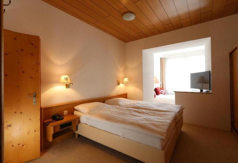 4인용 스탠다드 룸, Concordia