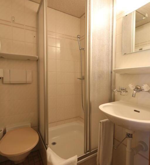 4인용 스탠다드 룸, Concordia