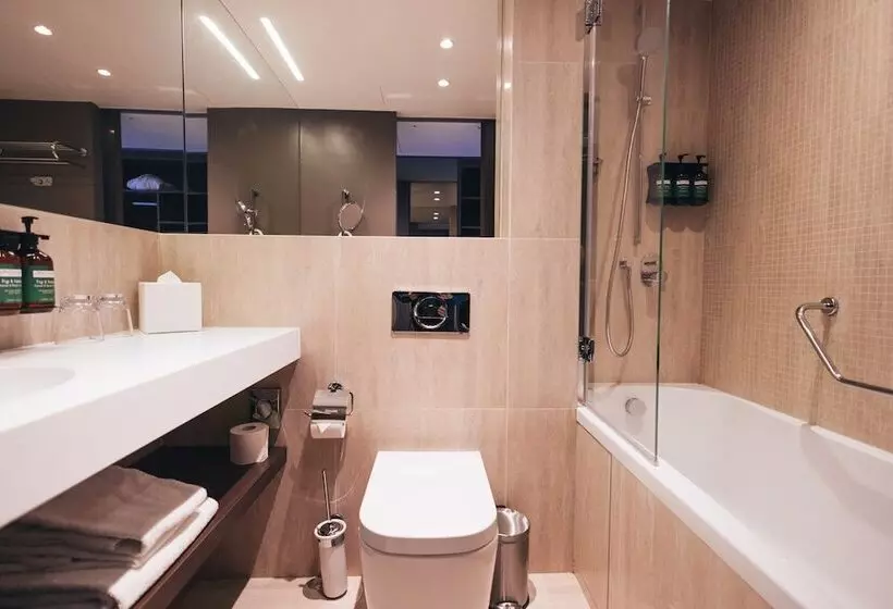 اتاق استاندارد, Crowne Plaza Geneva, An Ihg