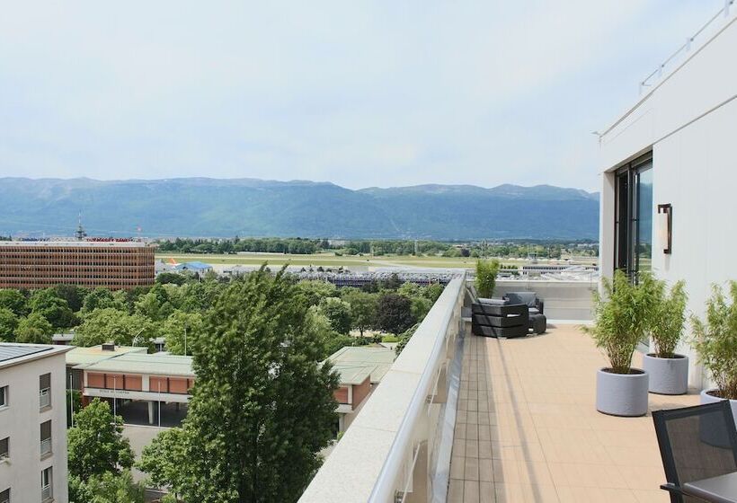 Suite, Crowne Plaza Geneva, An Ihg