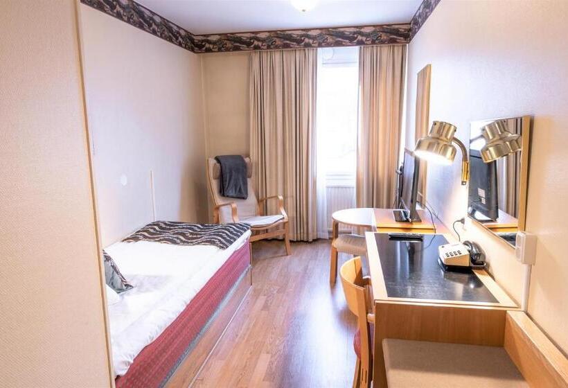 غرفة قياسية فردية, Fars Hatt