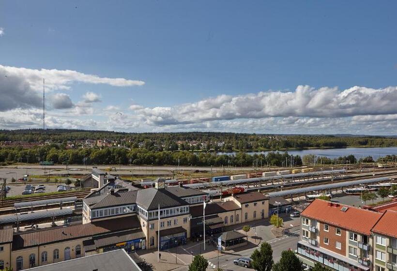 单人基本间, L Högland