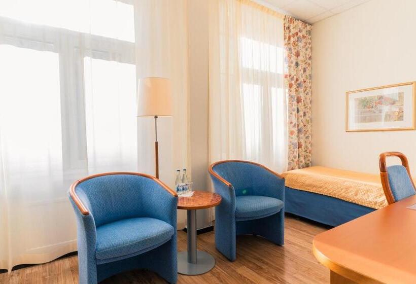 스탠다드 룸, Lorensberg