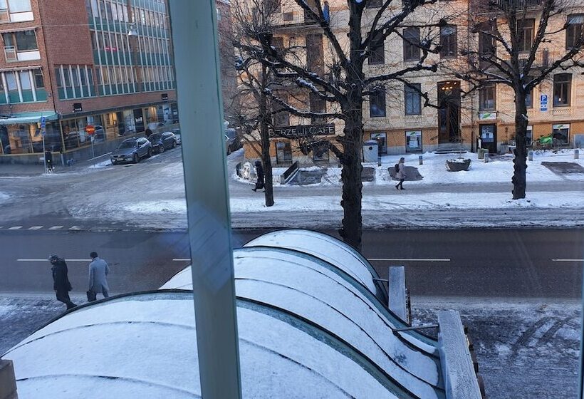 스탠다드 싱글 룸, Lorensberg