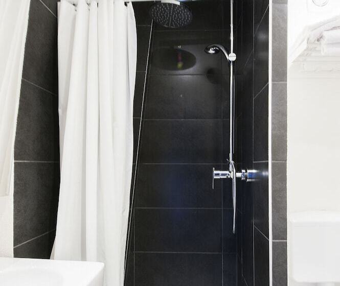 标准间内部标间, Parc & Lac