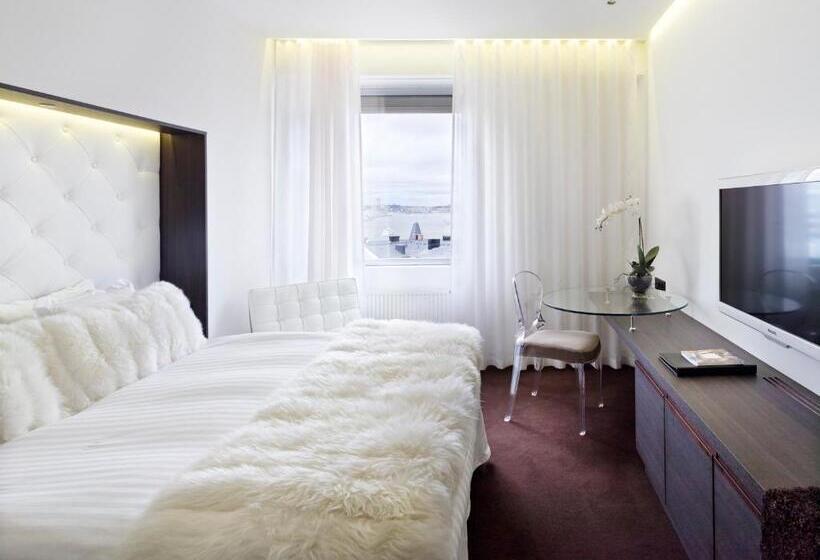 Premium room with river view, Riverton