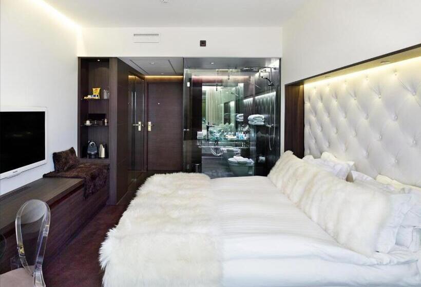 Premium room with river view, Riverton