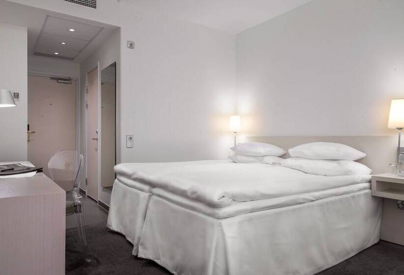 スーペリアールーム, Riverton