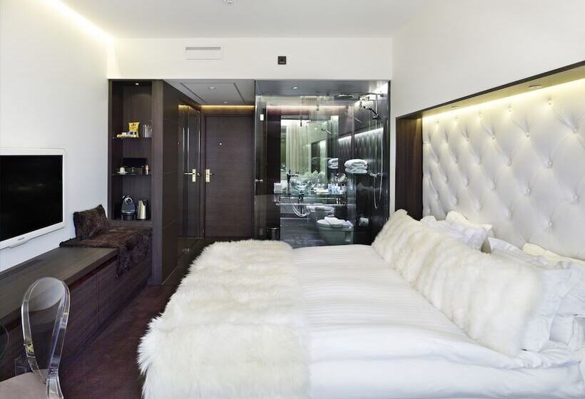 プレミアムルーム, Riverton