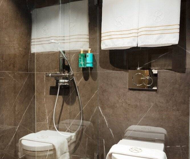 デラックスジュニアスイート, Riverton