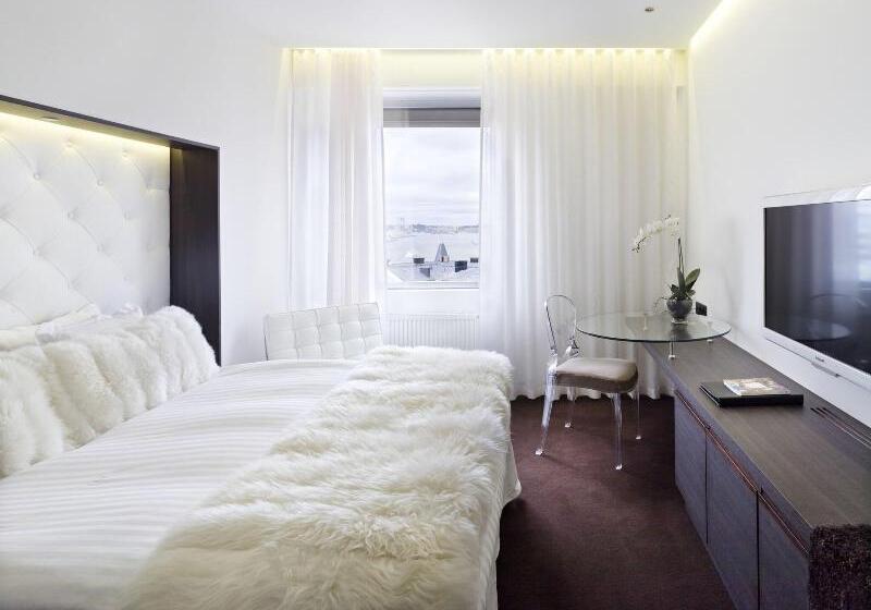 プレミアムルーム, Riverton