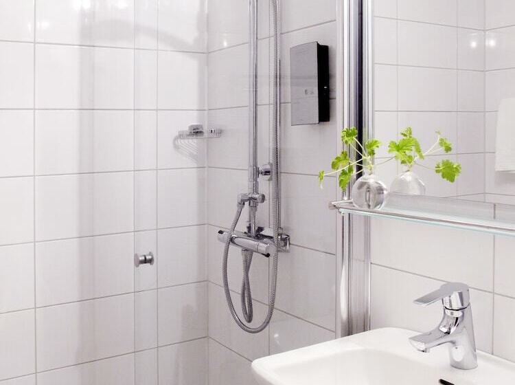 シングルベーシックルーム, Clarion Collection Hotel Smedjan