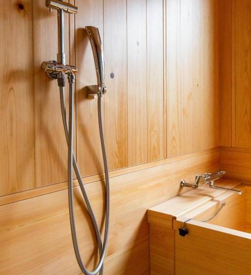 Quarto Superior, Eph Takayama