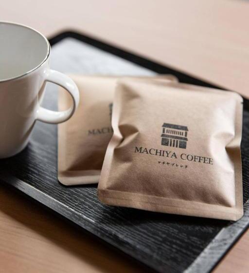 Camera Deluxe, Eph Takayama