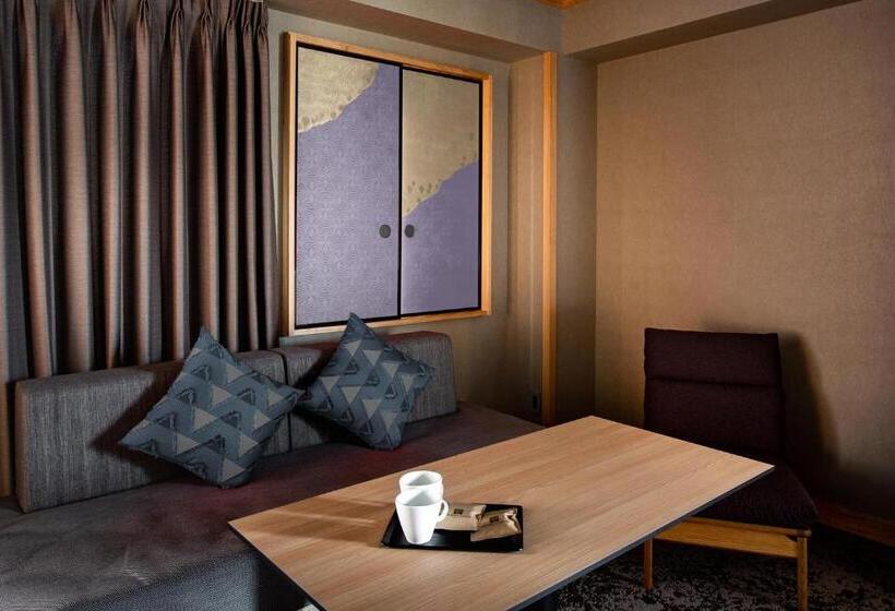 Suite Vista Citt?, Eph Takayama