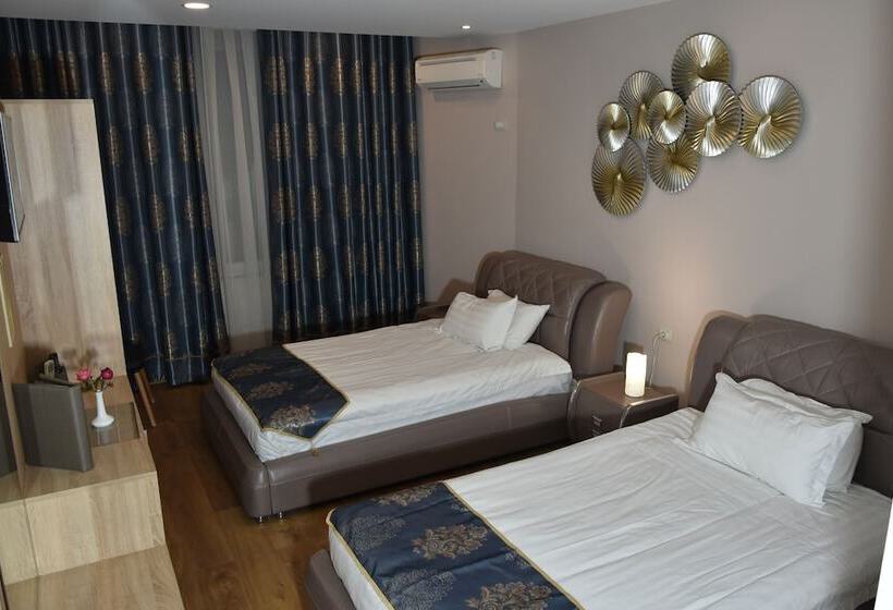 דירת חדר דלוקס, Park