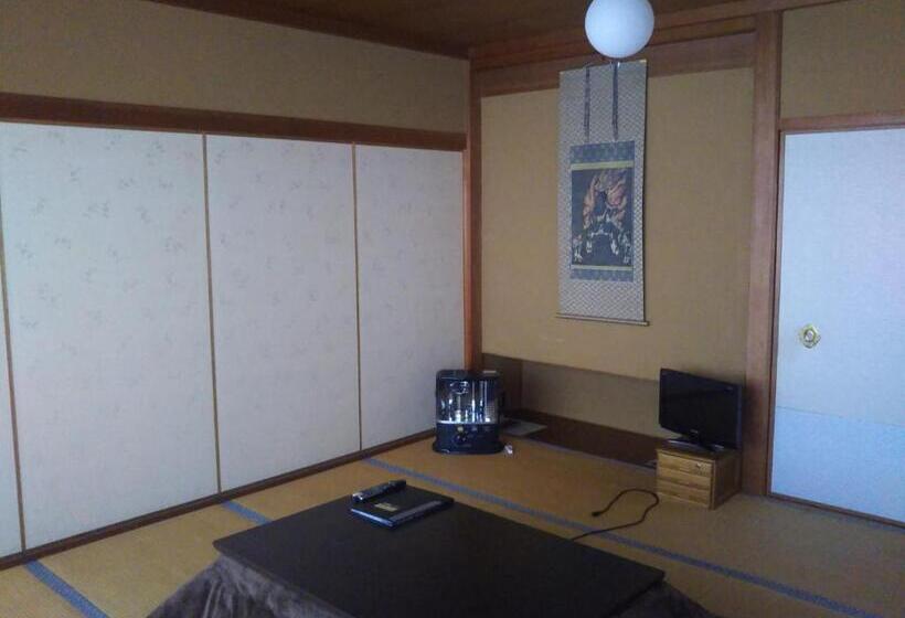 Номер Стандарт Вид на Сад, Koyasan Sainan In