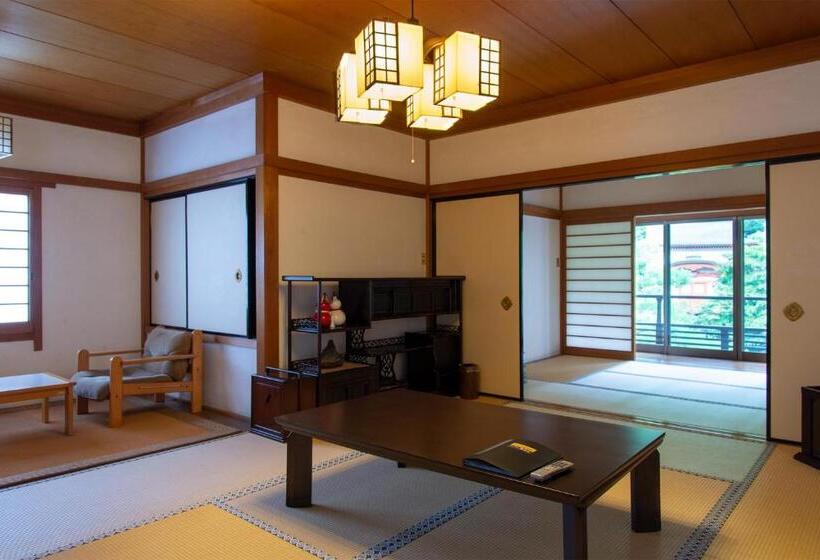 חדר לארבעה סטנדרטי עם נוף לגינה, Koyasan Sainan In