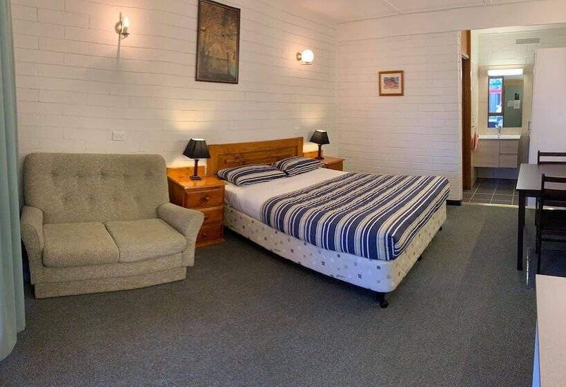 חדר סטנדרט, Finley Motel