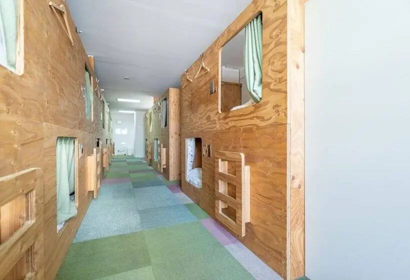 تختخواب در اتاق مشترک, Hostel Paq Tokushima