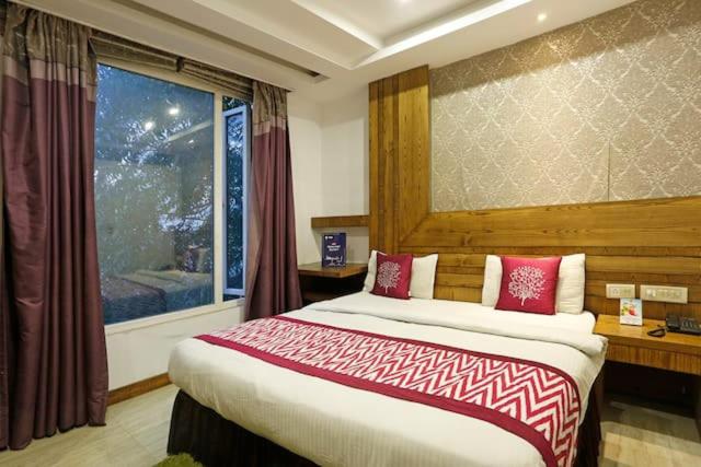 디럭스 룸, Ambience