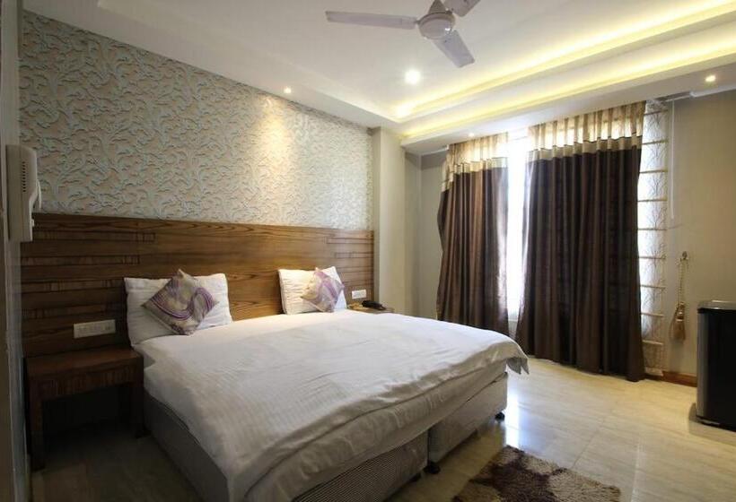 디럭스 룸, Ambience