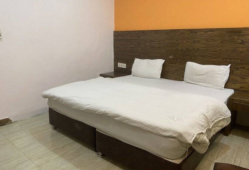 디럭스 룸, Ambience