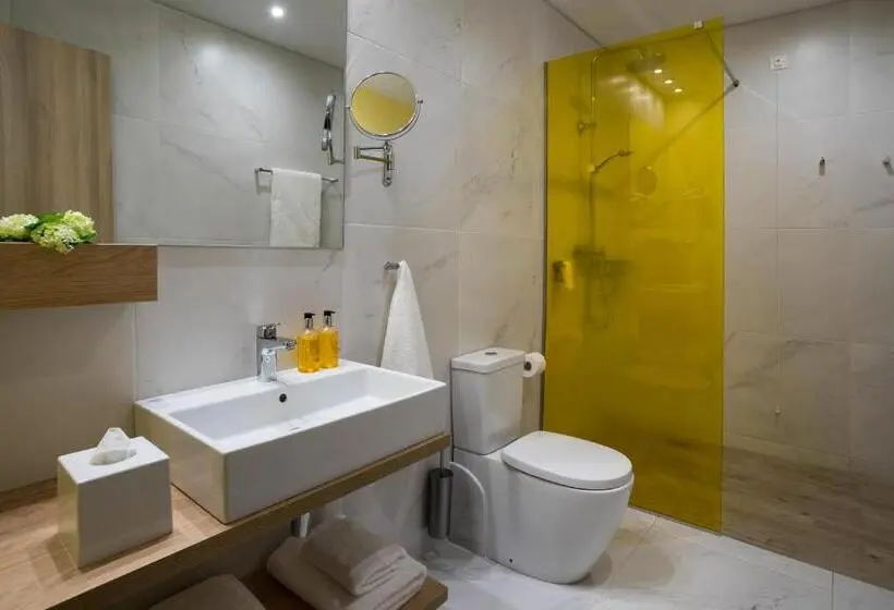 スタンダードルーム, Ibis Styles Athens Routes
