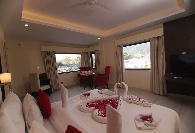 Family Suite, Indira Nikunj Rubystone Exotic