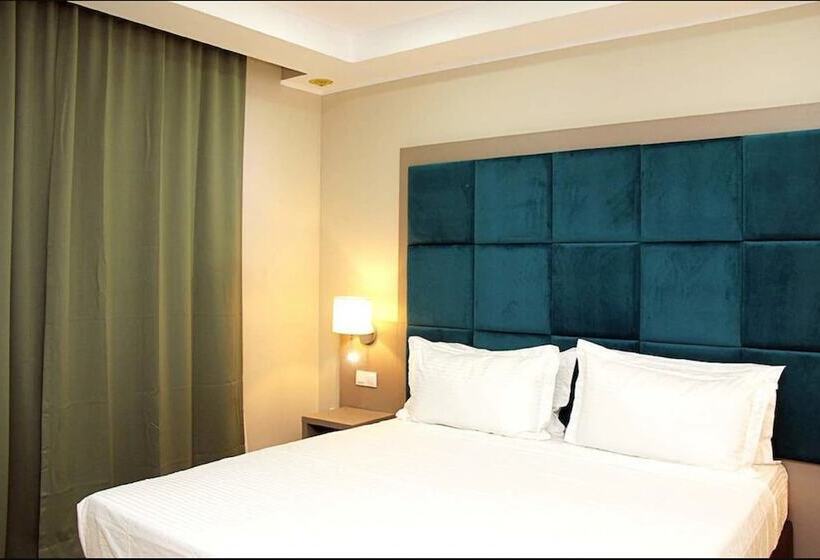 اتاق سوپریور, Le Pacha