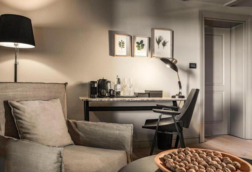 이그제큐티브 룸, San Canzian Hotel & Residences   Small Luxury Hotels Of The World