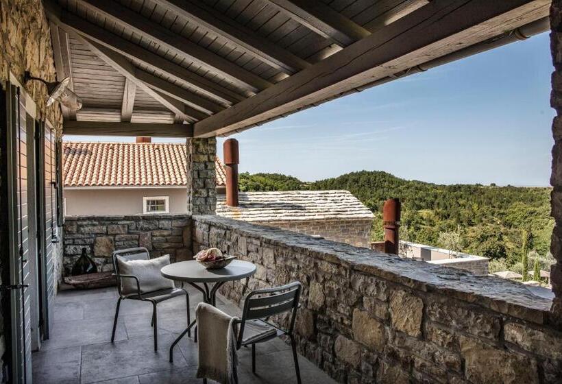 Номер Executive, San Canzian Hotel & Residences   Small Luxury Hotels Of The World