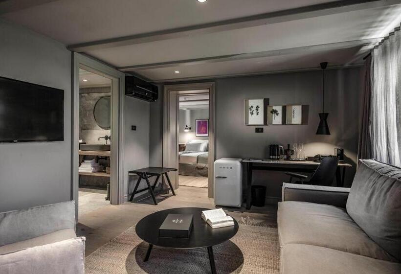 Люкс Дюплекс, San Canzian Hotel & Residences   Small Luxury Hotels Of The World