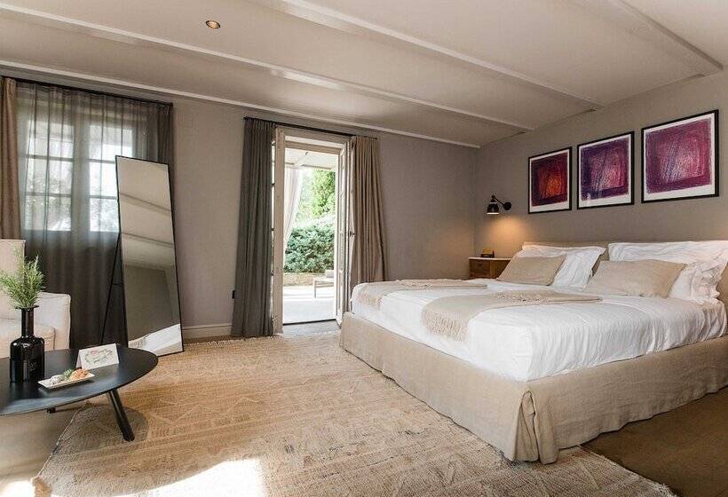 디럭스 룸, San Canzian Hotel & Residences   Small Luxury Hotels Of The World