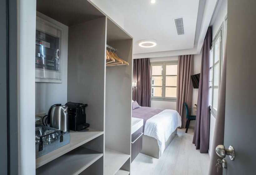 اتاق اکونومی, Cretan Berry Portou