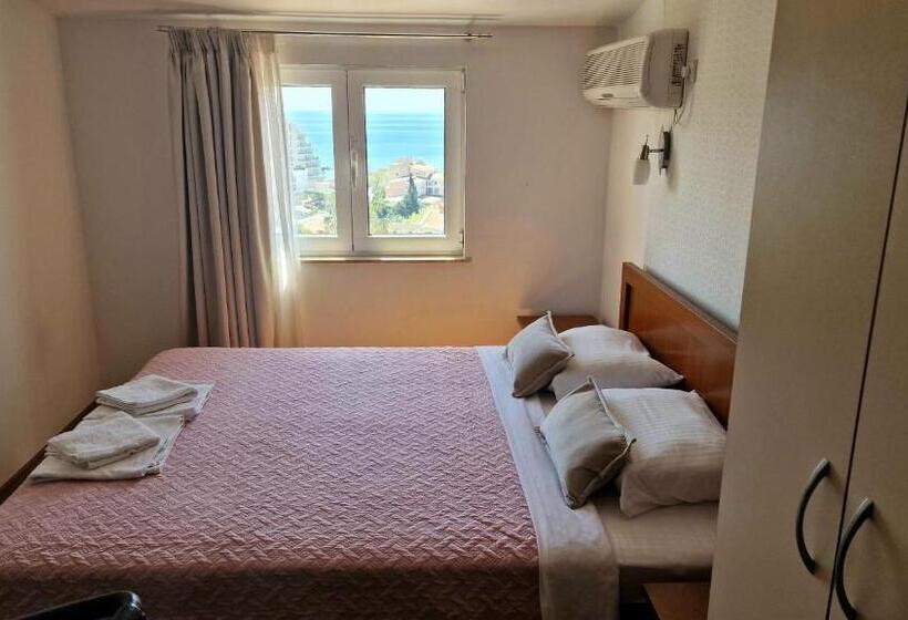 Triple Room Sea View, Vila Lena