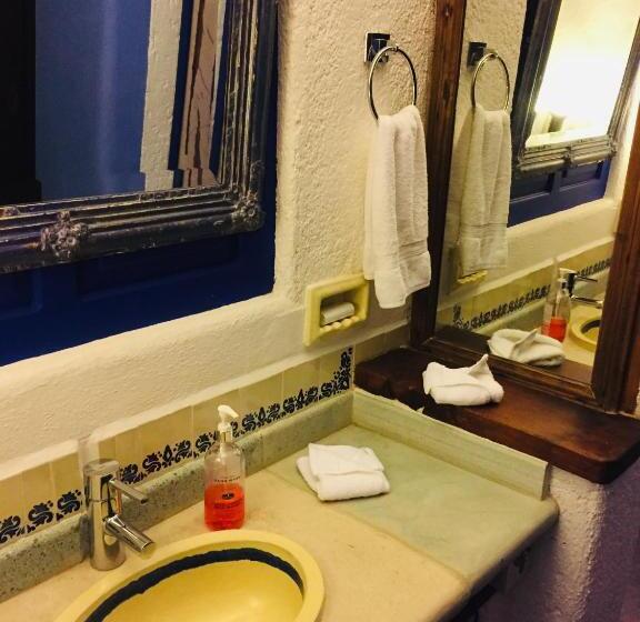 اتاق لوکس, Sanbernabé Tres